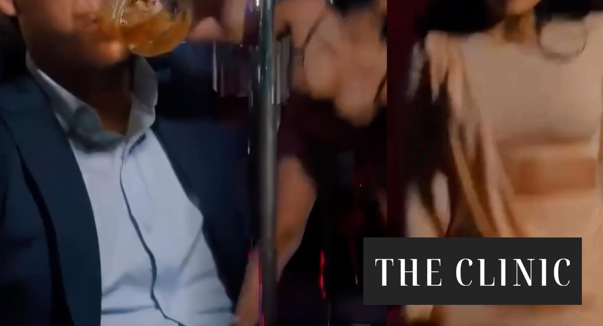Hijo de diputado republicano protagoniza polémico video publicitario de club nocturno en Antofagasta: local borró el registro