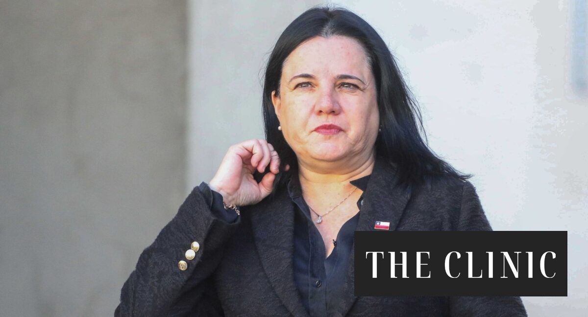 Dictamen de Contraloría complica a Trinidad Steinert y abre la opción de una acusación constitucional en su contra