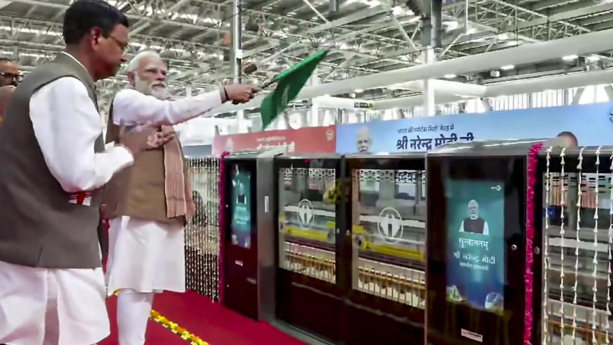 Namo Bharat, India’s first regional rapid transit system, will connect Sahibabad, Ghaziabad, Modinagar, and Meerut to Delhi at a design speed of 180 km/h
