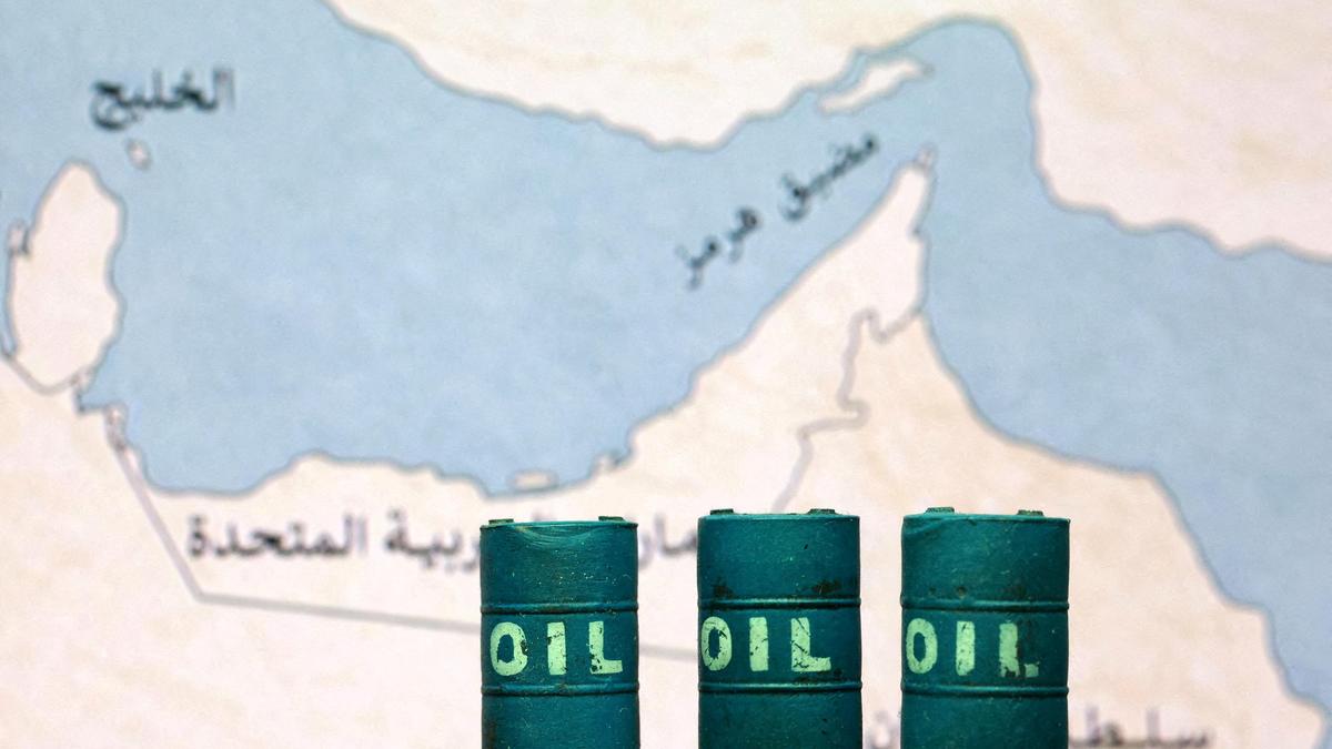 EU slams Hormuz toll idea, urges unrestricted freedom of navigation