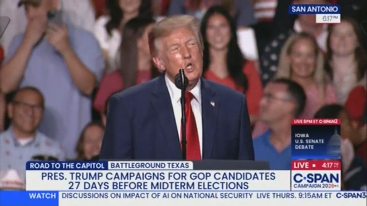 Trump tells Texas crowd that wife Melania calls him ‘sir’