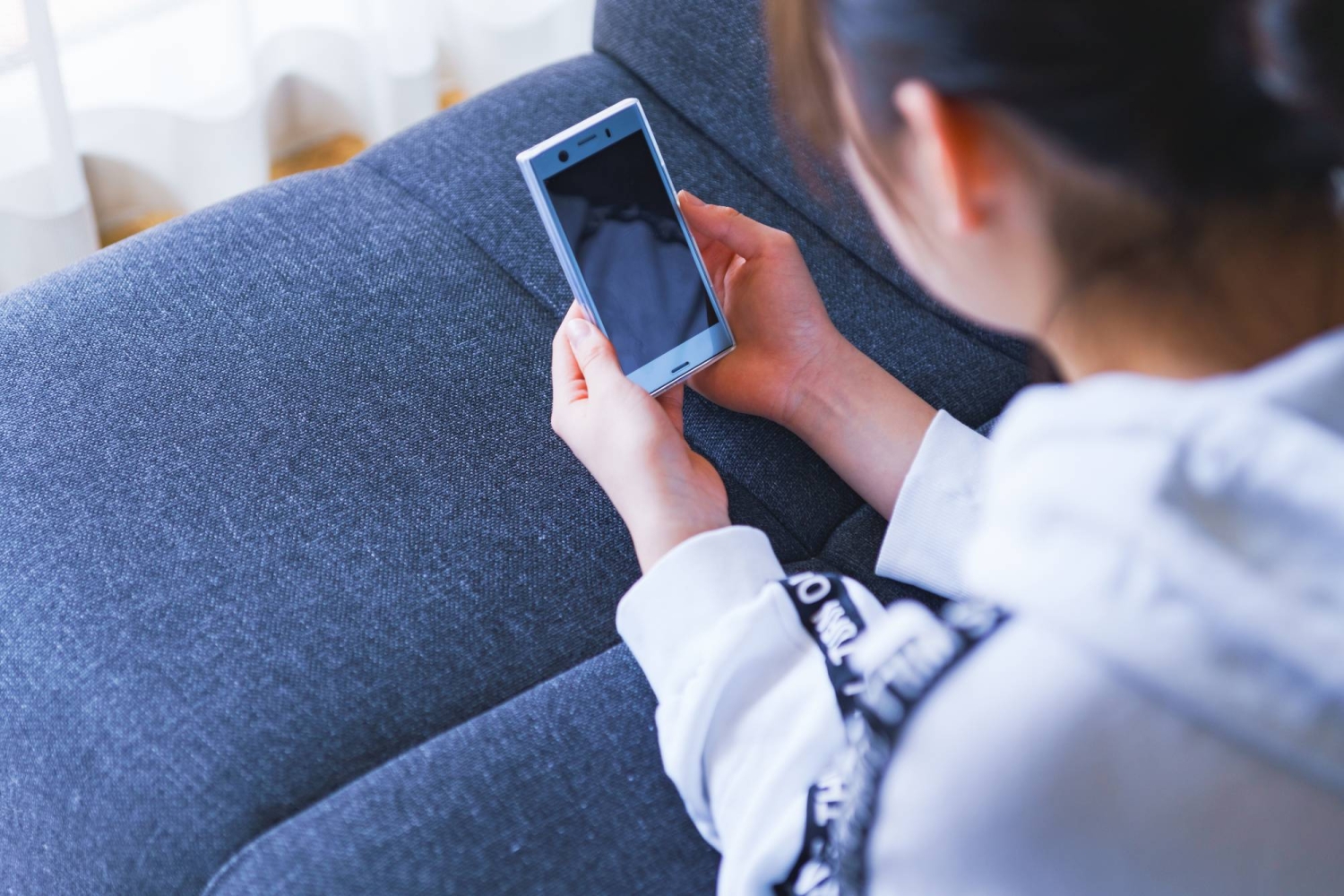 Japan weighs stricter age verification for social media users