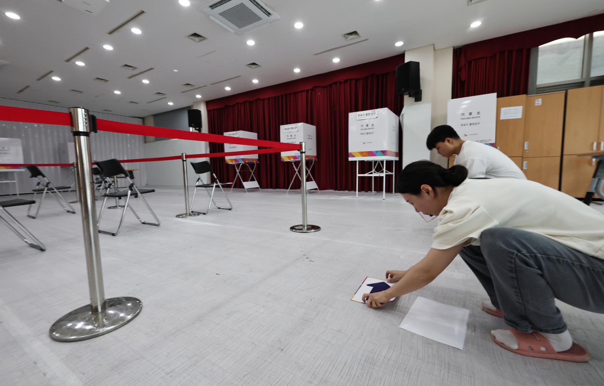 Nation heads to polls to select local gov't chiefs, councilors