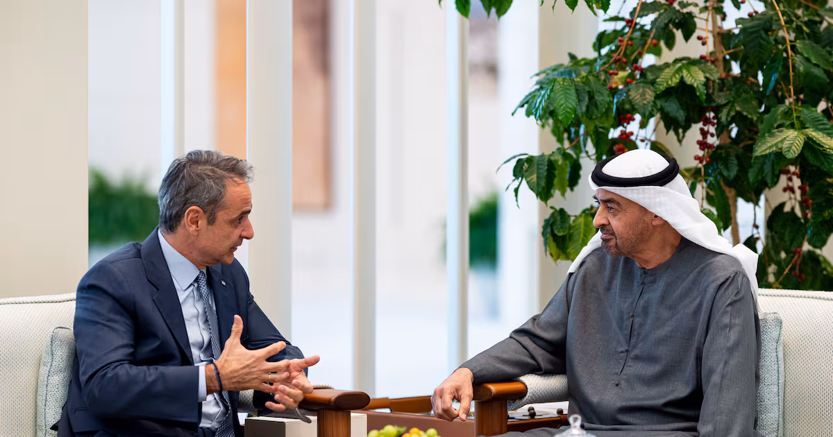 President Sheikh Mohamed with Kyriakos Mitsotakis, Prime Minister of Greece. Abdulla Al Bedwawi / UAE Presidential Court