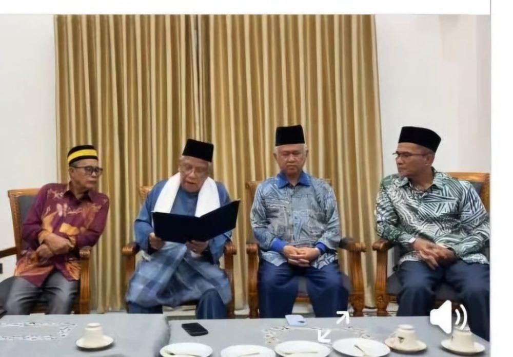 Four Undang dispute MB’s claim over Mubarak’s removal