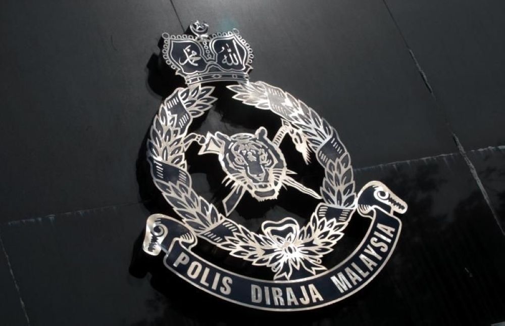 Mechanic to face drink-driving charges after ramming roadblock, say Sarawak police