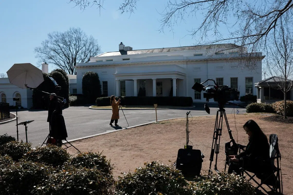 White House warned staff not to engage in insider trading amid war with Iran