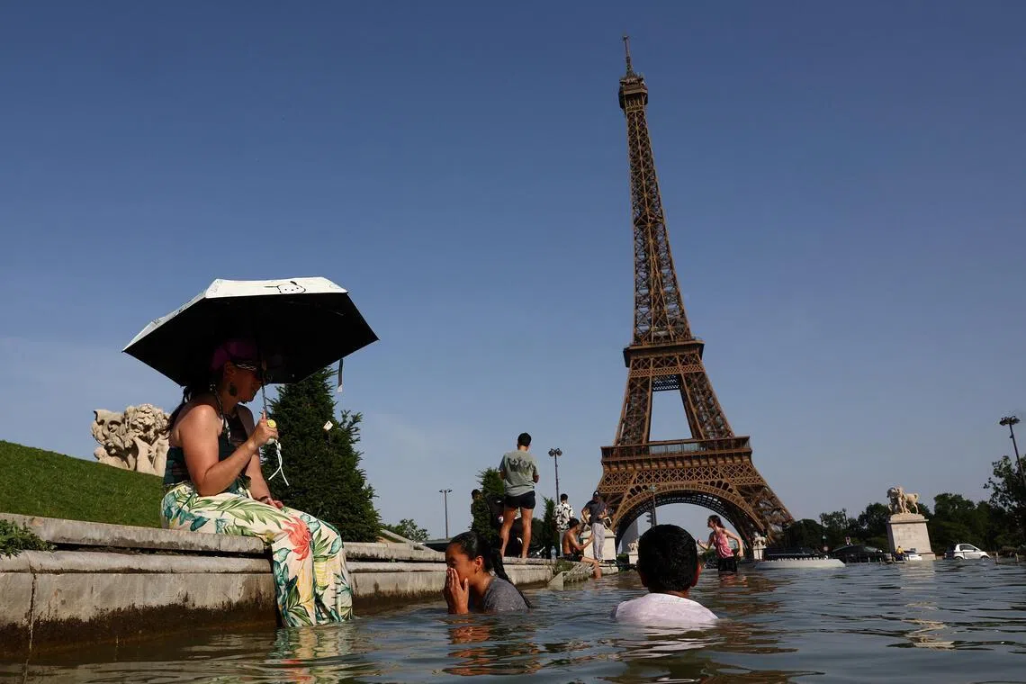 Paris heatwave forces early closures of Eiffel Tower, Louvre