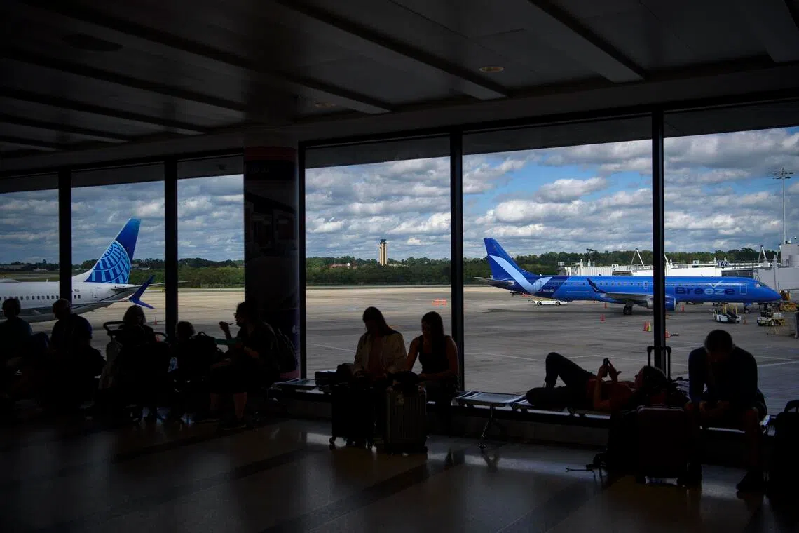 Three US airports plan to ditch TSA amid push for private security