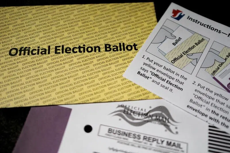 US Justice Dept asks Supreme Court to restore Trump mail-in voting order