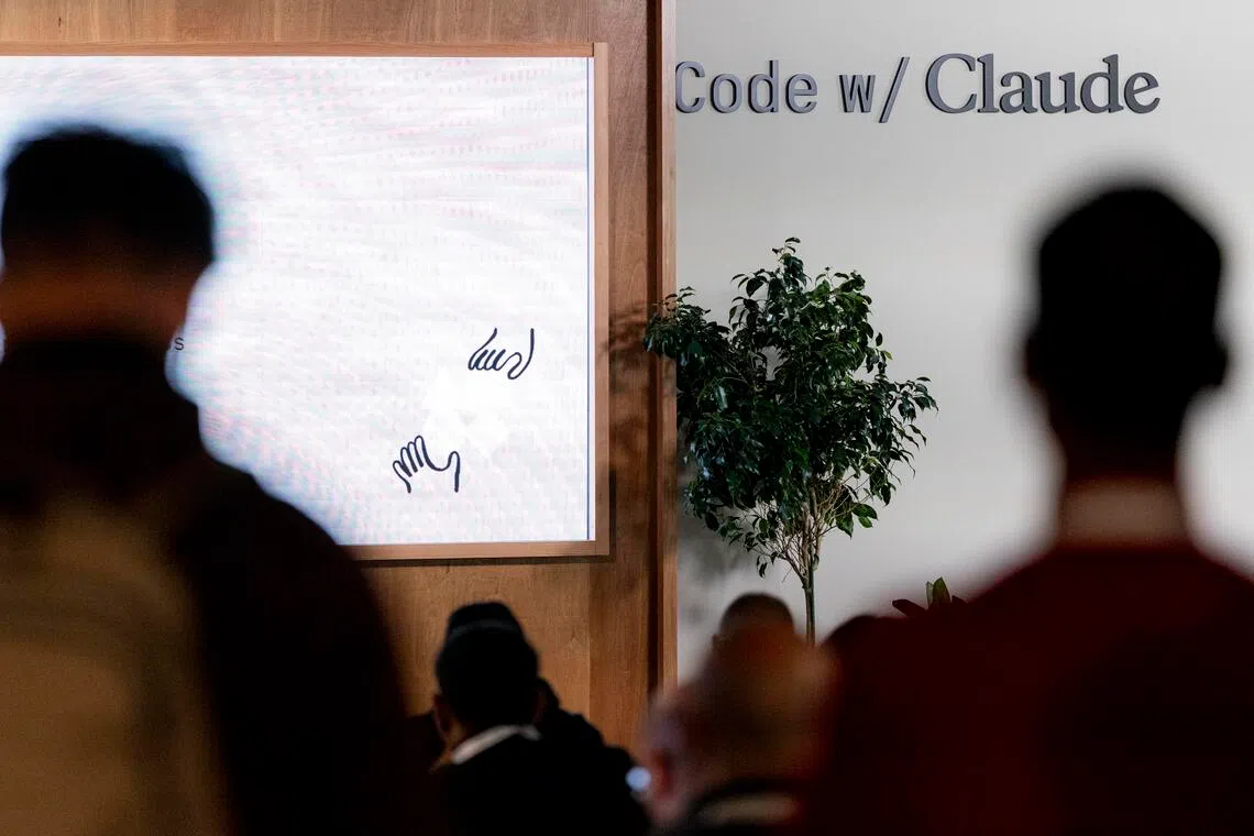 Trump’s tech ties come under bipartisan fire after AI agents go rogue