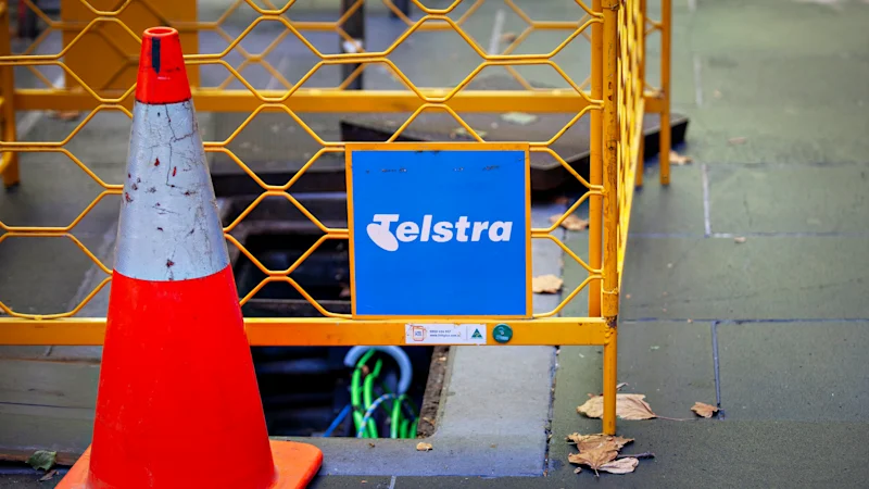 Telstra investigating outage affecting thousands of customers