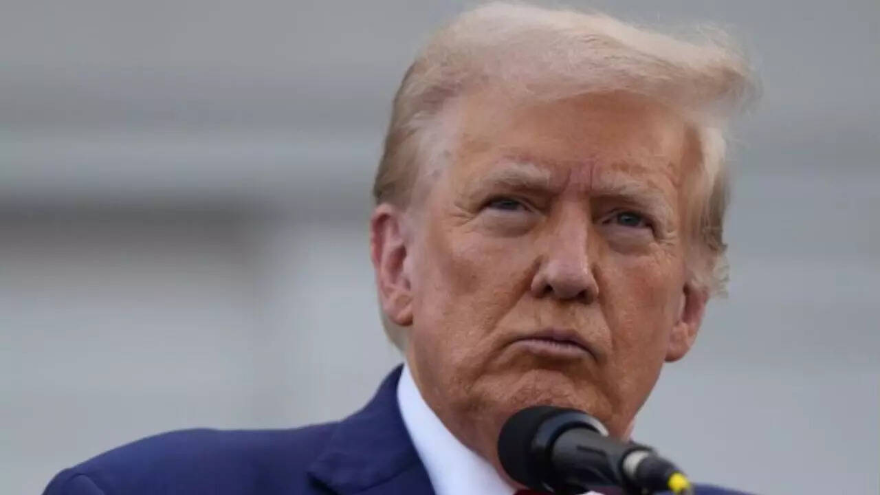 Denmark evacuates US submarine crew member amid Greenland tensions