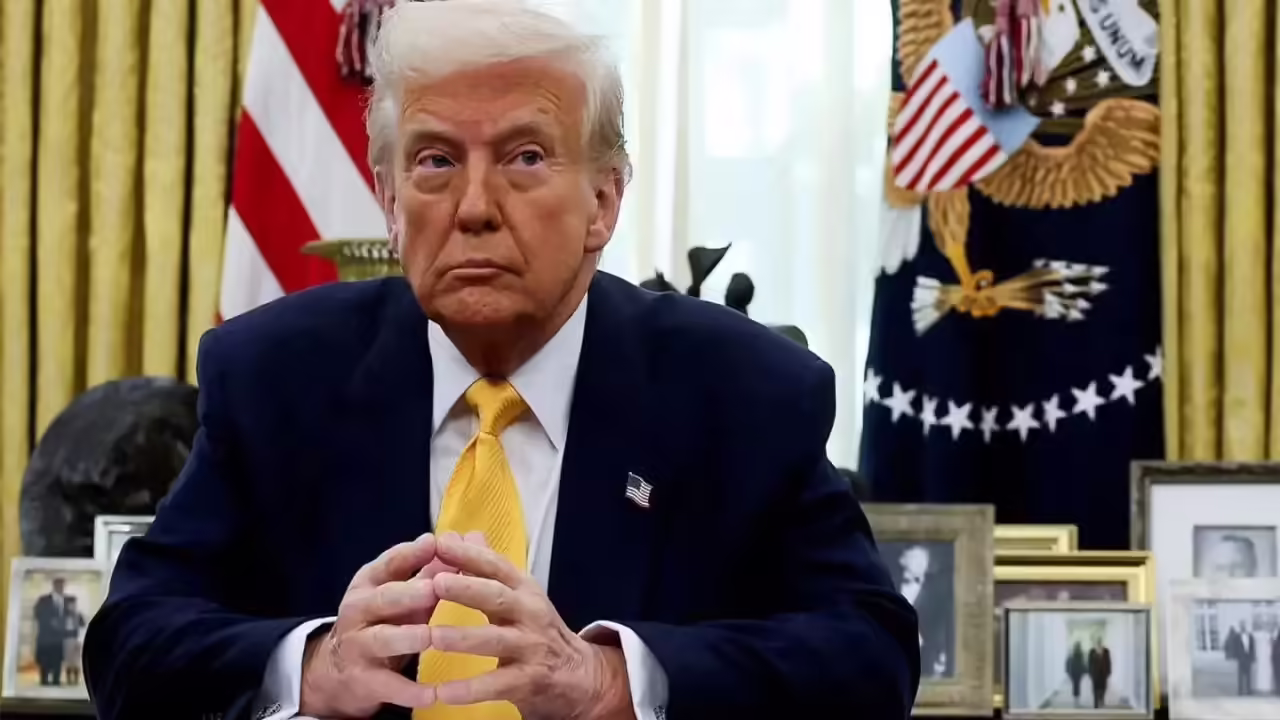 ‘No deal if Hormuz reopens’: Trump extends ceasefire, claims Iran losing $500 million a dayPresident Trump extended a ceasefire with Iran, maintaining a blockade of the Strait of