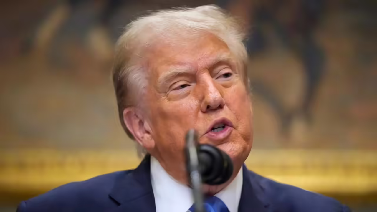'You're getting discombobulated': 'Commander in Chief' Trump shares AI image of US troops advancing