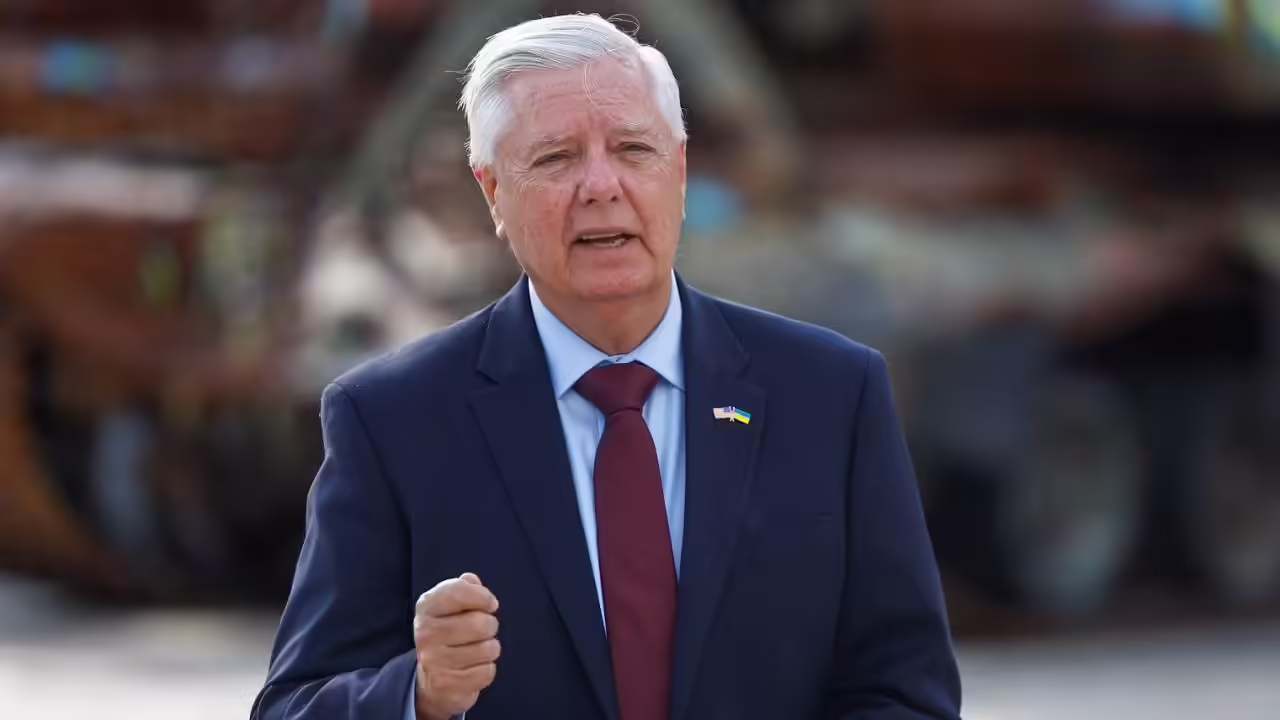 Lindsey Graham's final hours: Trump call, Ukraine trip, cardiac emergency and death at 71