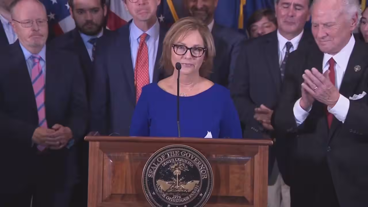 Lindsey Graham's sister Darline Graham sworn in as South Carolina's first woman senator