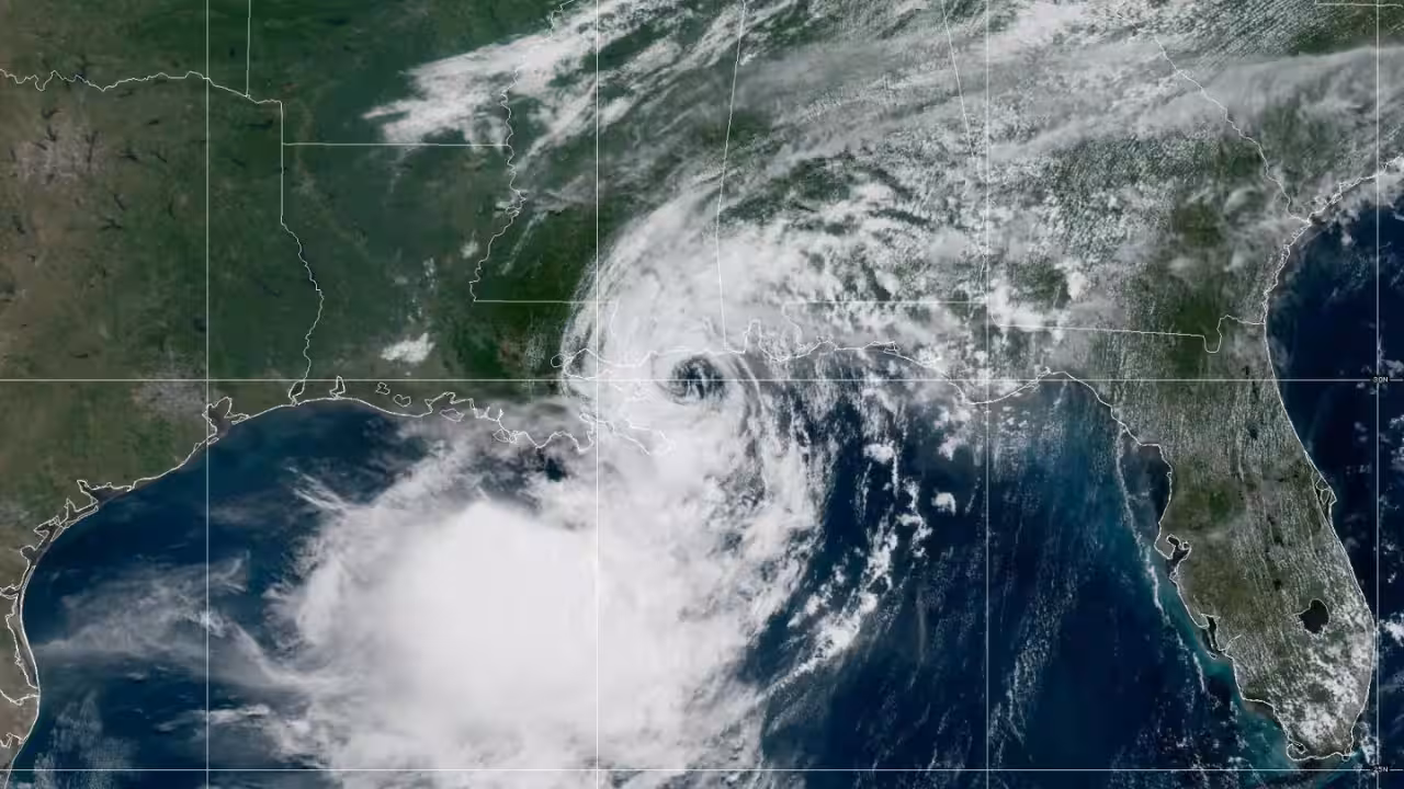 Tropical storm Bertha makes landfall in Louisiana, brings strong winds and flooding threat in US
