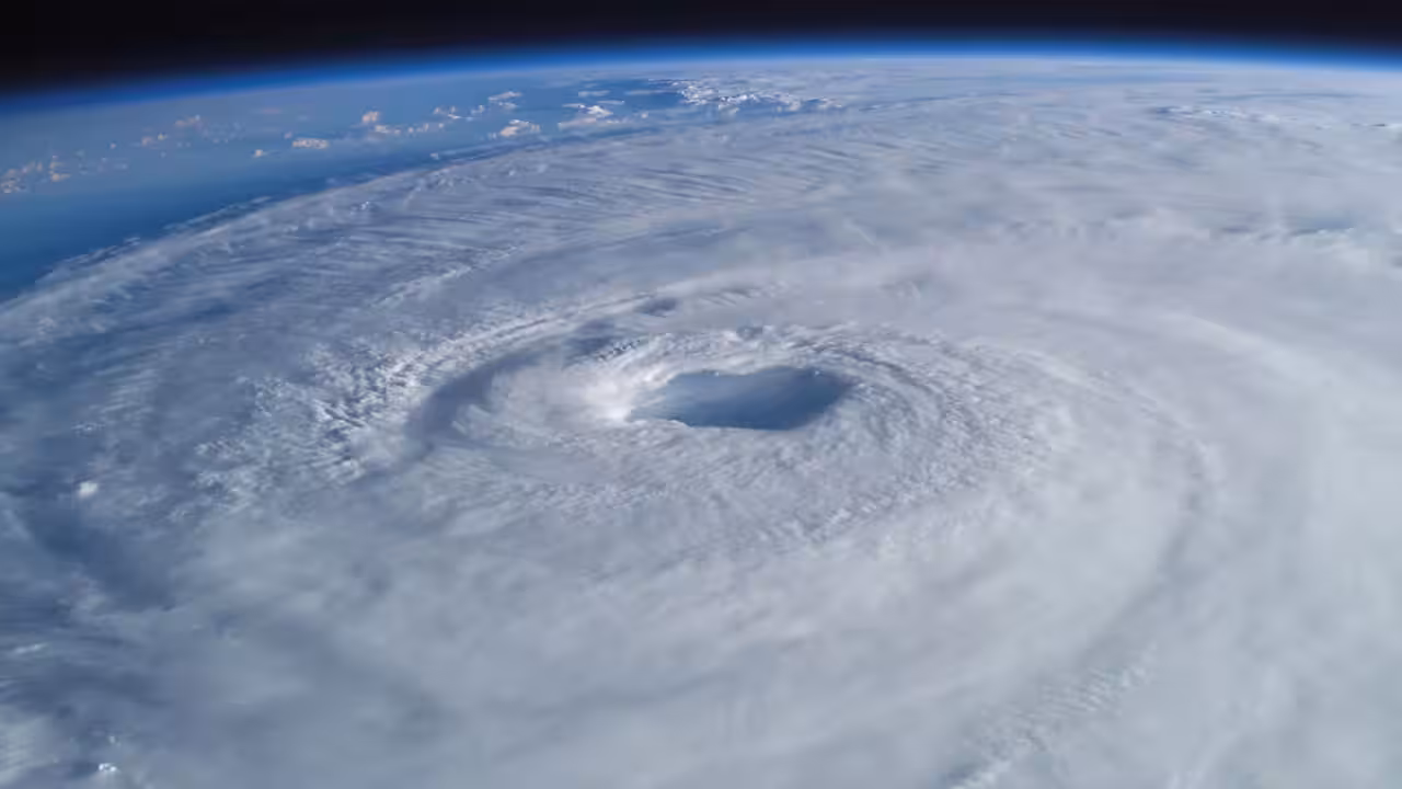 US scientists identify hurricane rapid intensification variables for earlier Atlantic warnings