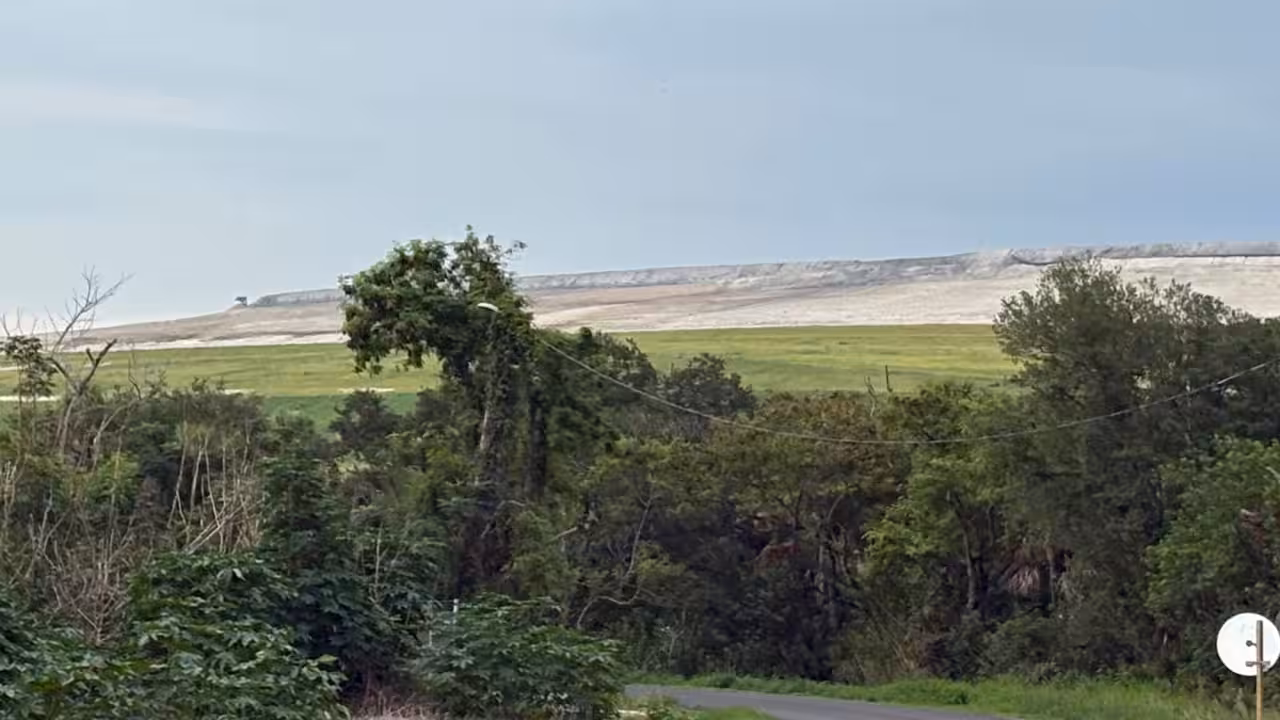 Florida community fears a radioactive waste pile could threaten thousands living nearby