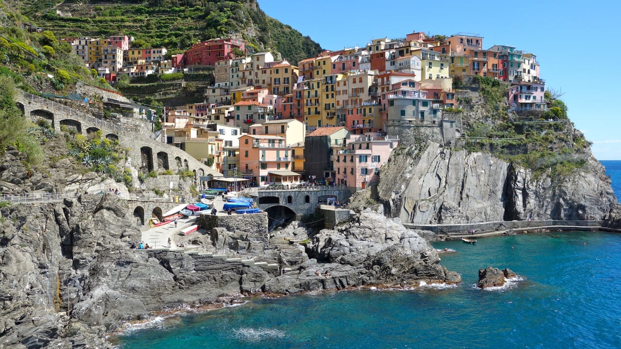 Quanto costa una casa sul Tirreno: ecco dove e come investire