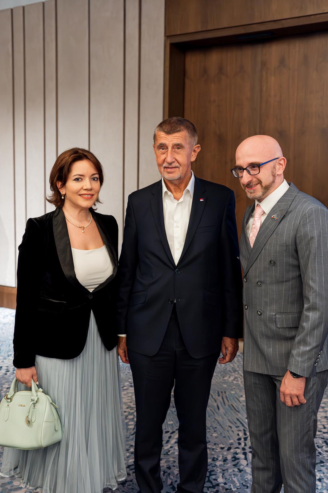 FCHAIN representatives participate in Azerbaijan Independence Day reception in Prague and hold high-level meetings with Czech political leaders (PHOTO)
