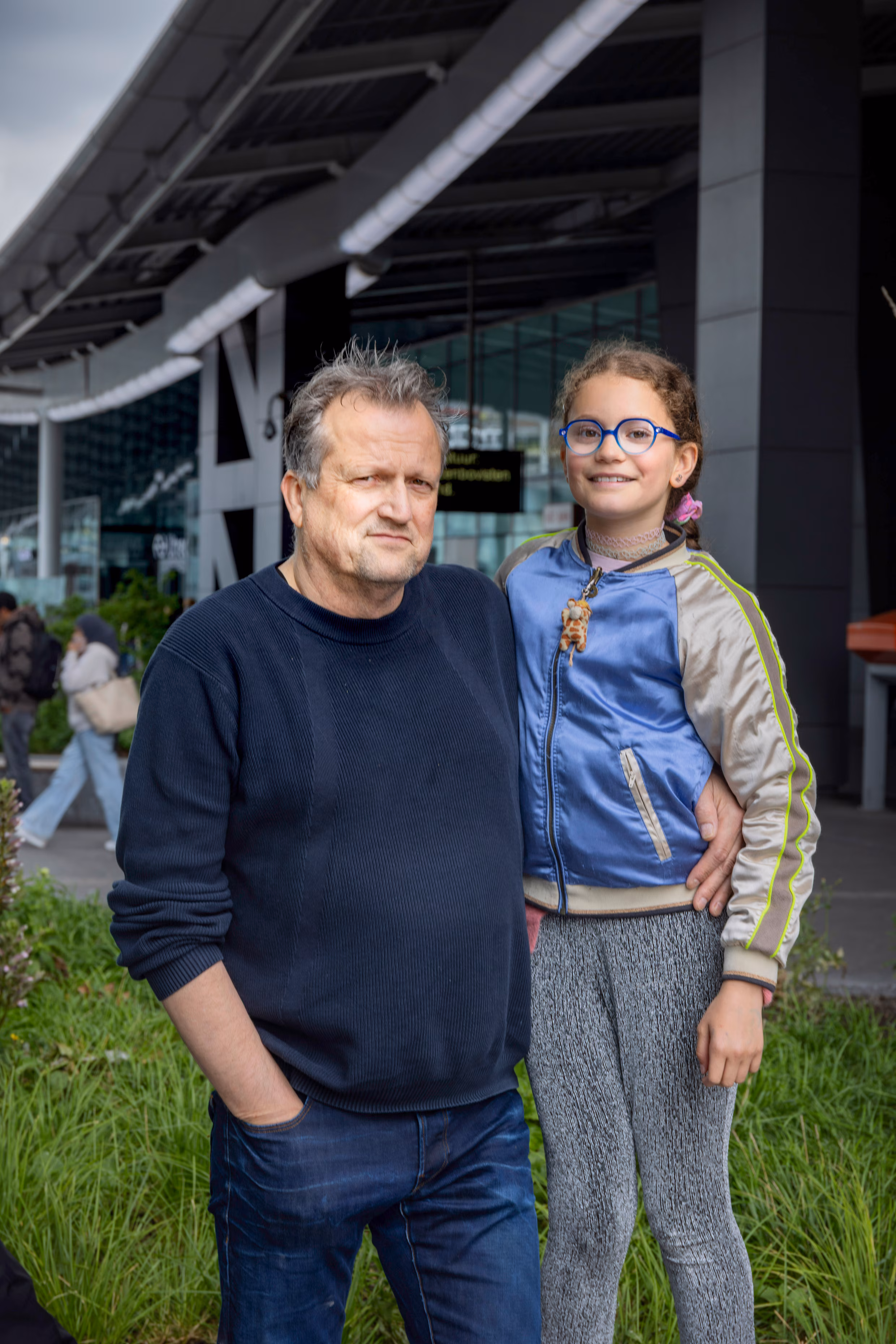 Anders dan hun eigen vader. ‘Er waren belangrijke momenten in mijn leven waarbij hij niet aanwezig was. Ik ben er wél’