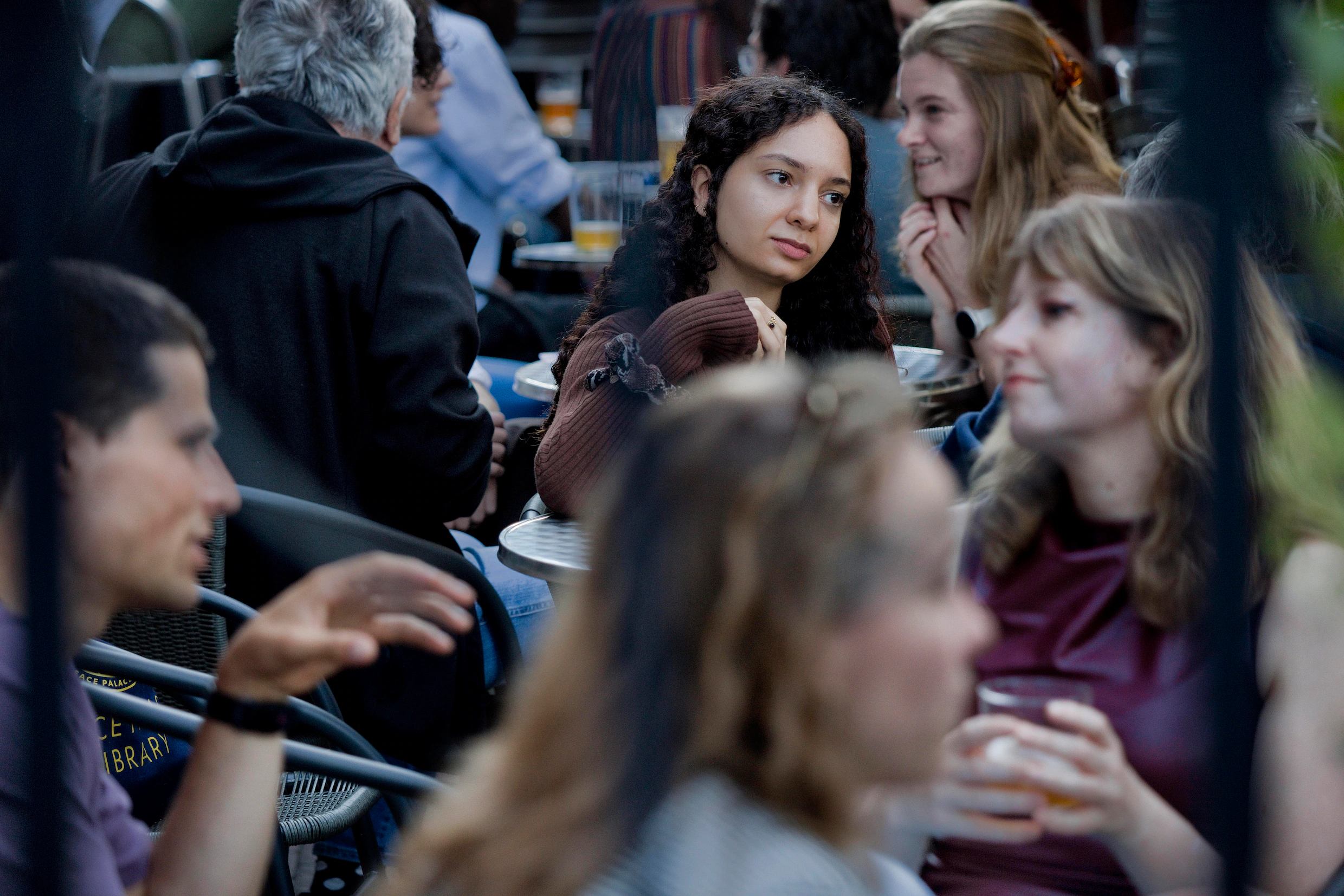 Discussiëren met wildvreemden kan best genuanceerd, weten ze in Rotterdam: ‘Gesprek is gezond, het depolariseert’