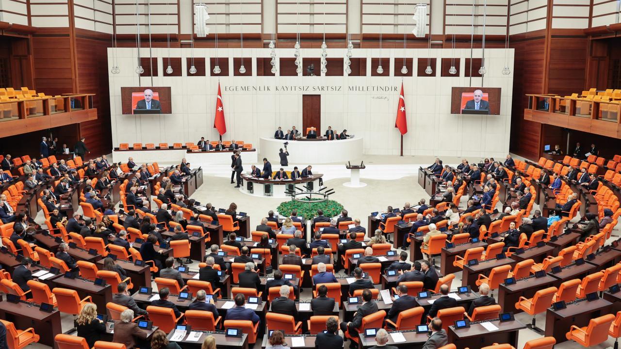 Lowest Pension Proposal Submitted to Parliament