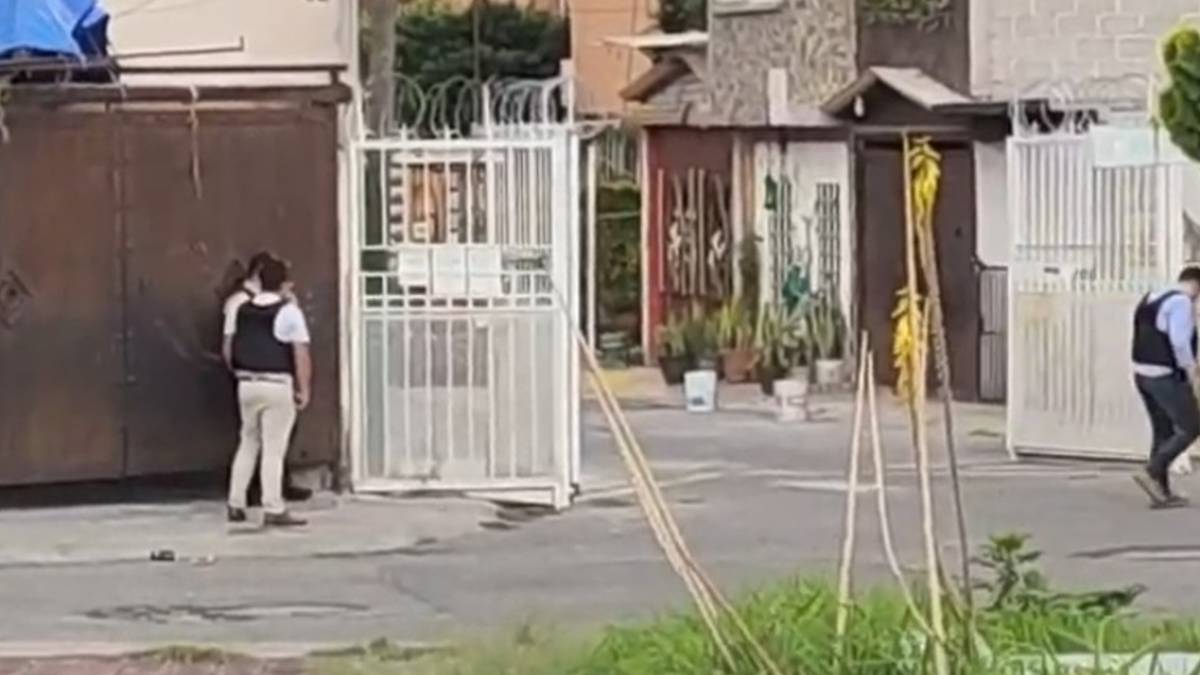 Tras 30 horas, rehenes salen con vida de vivienda en Los Héroes Tecámac; agresor fue capturado