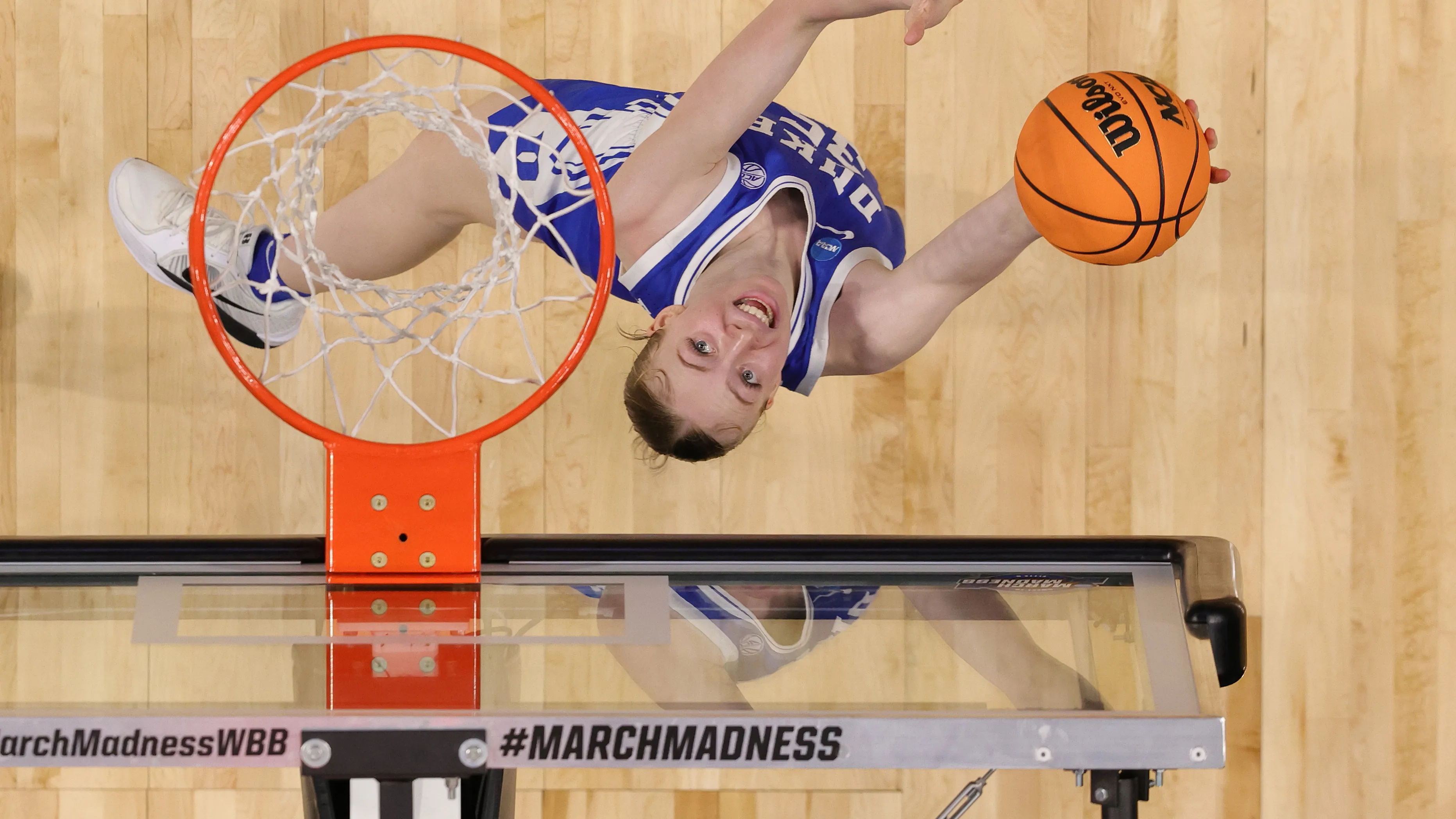 USF hires women's basketball coach Kristy Curry away from Alabama