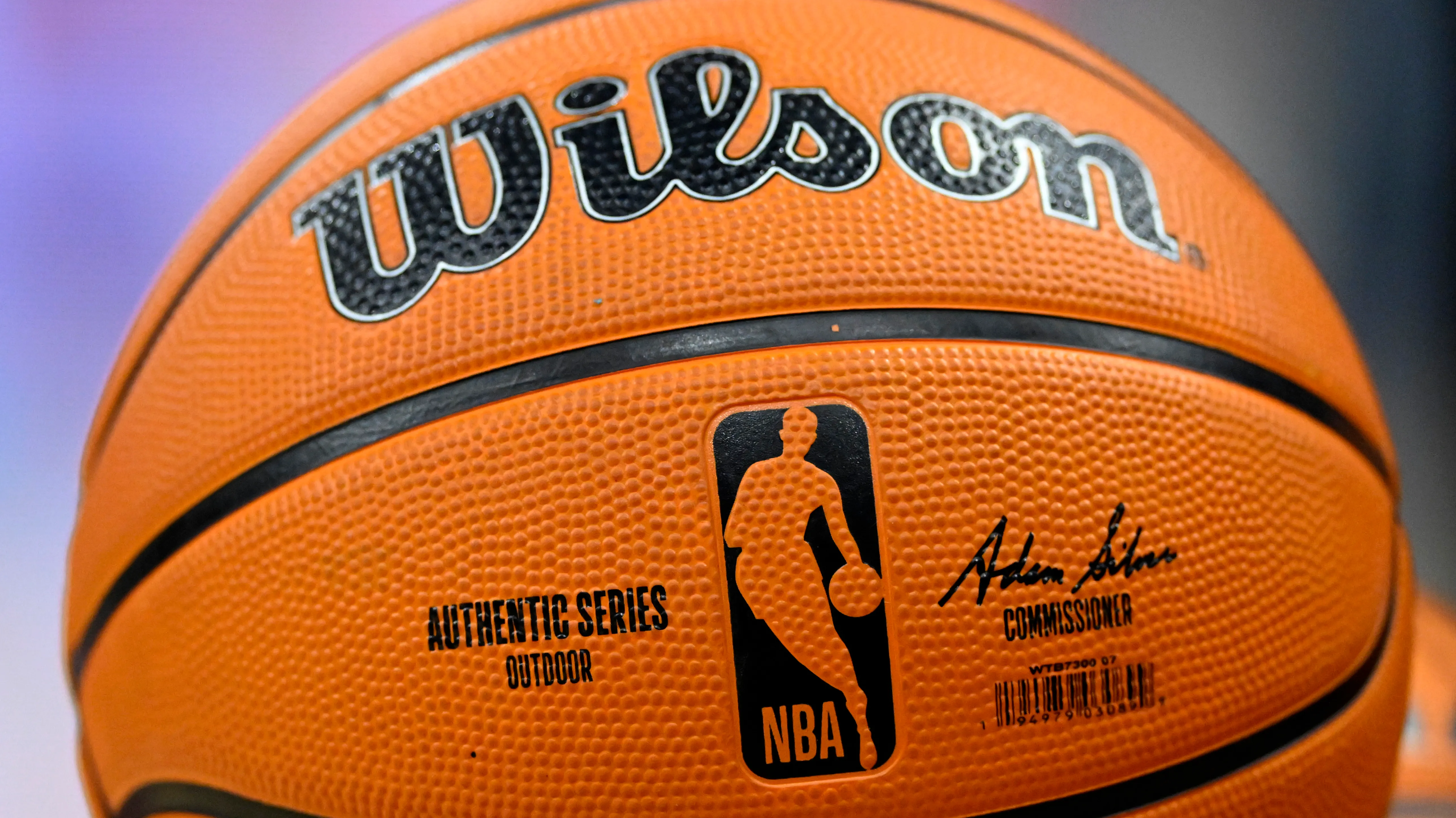 LeBron James, Bronny James combine for first father-to-son assist in NBA history