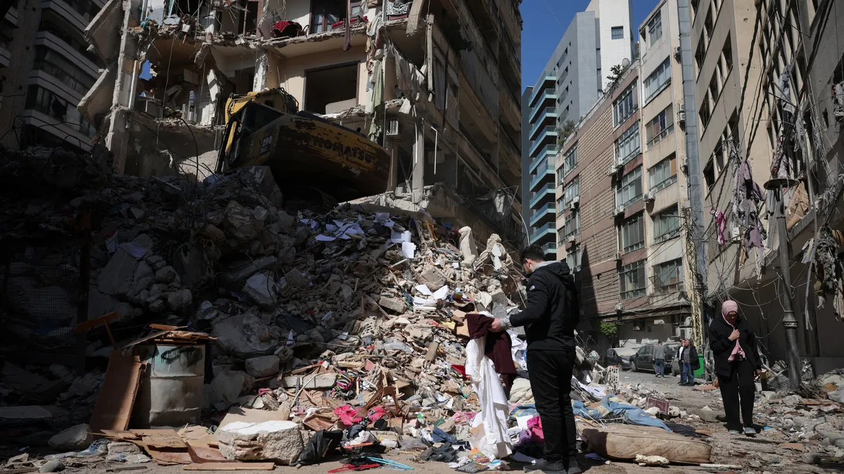 US-Iran ceasefire on tenuous ground; Trump issues warning. Live updates