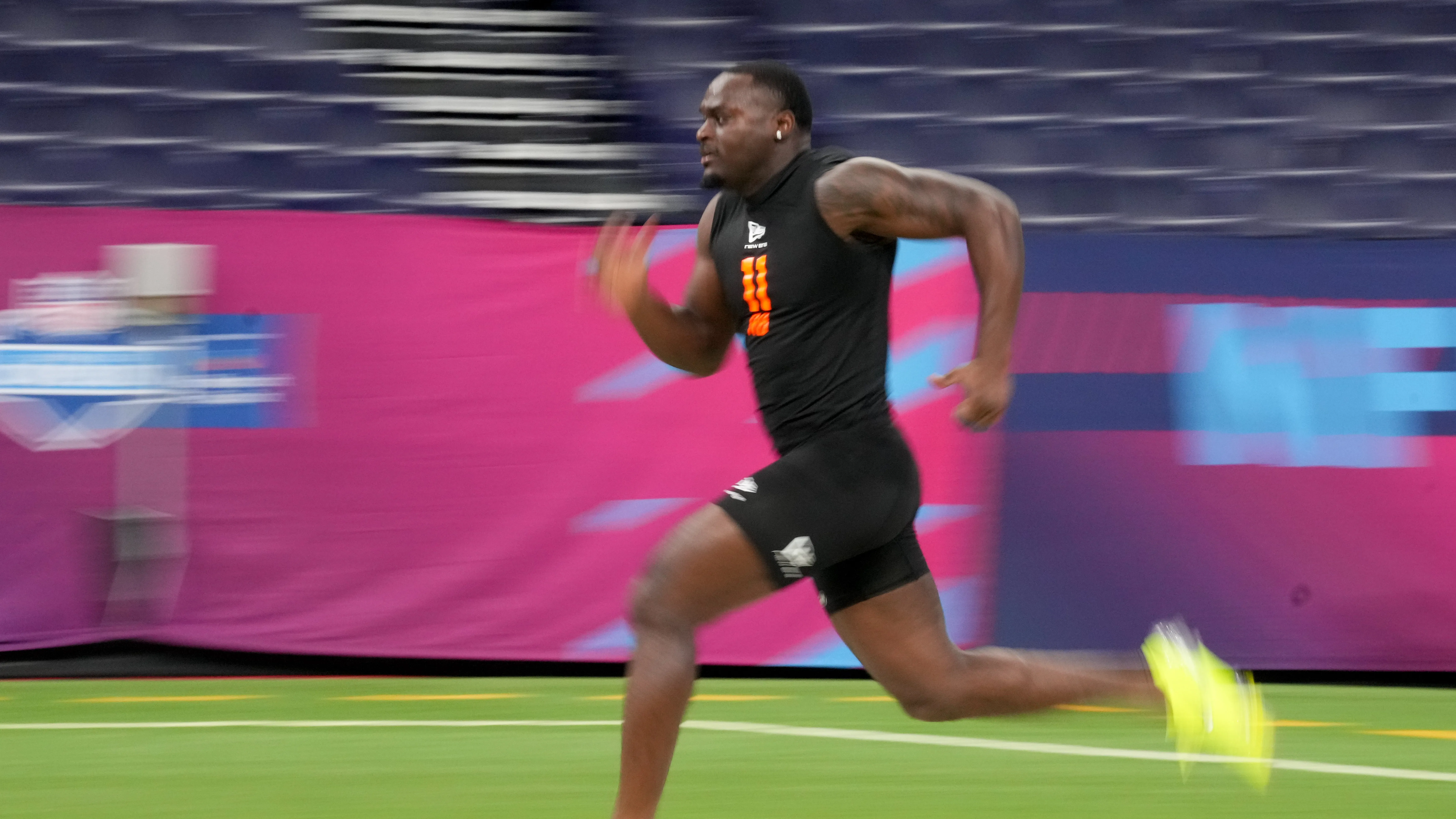 Pat McAfee calls Colts 'Kings of AFC South,' remembers Jim Irsay while announcing pick