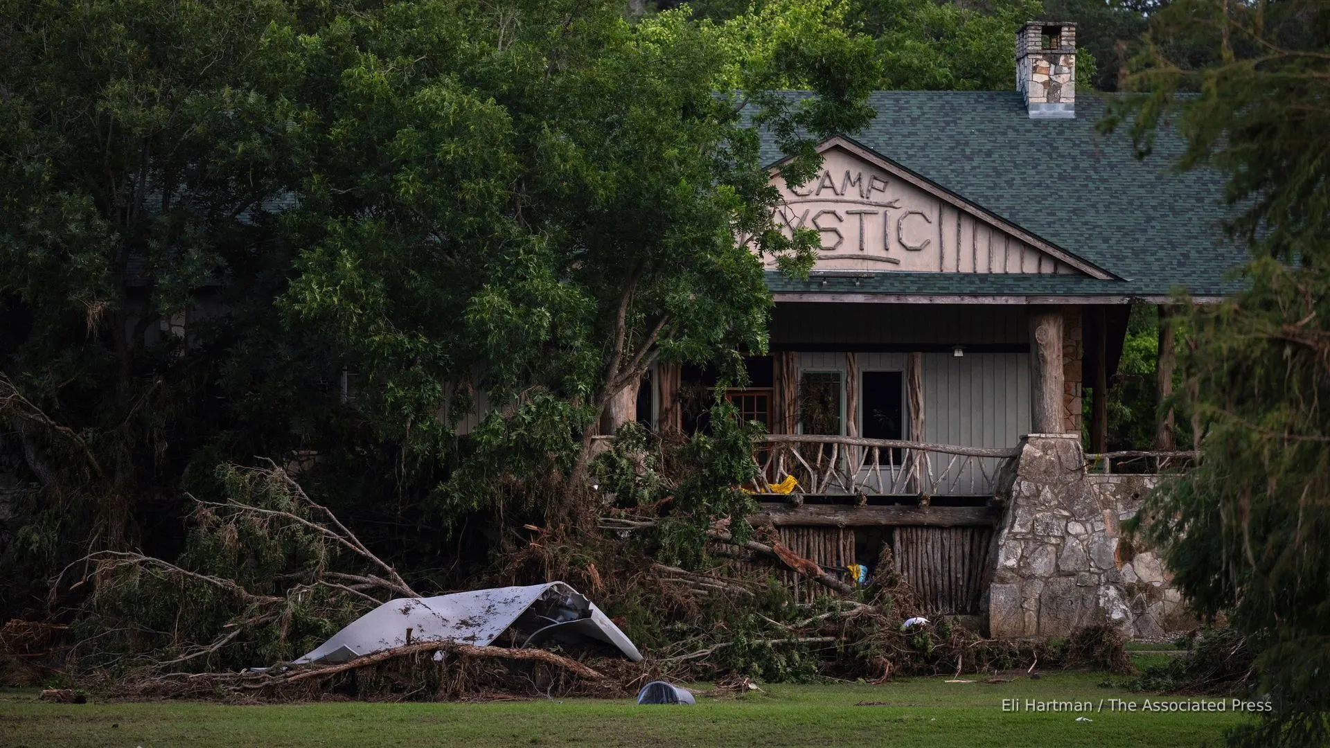 Camp Mystic flood deaths were preventable, Texas investigators say