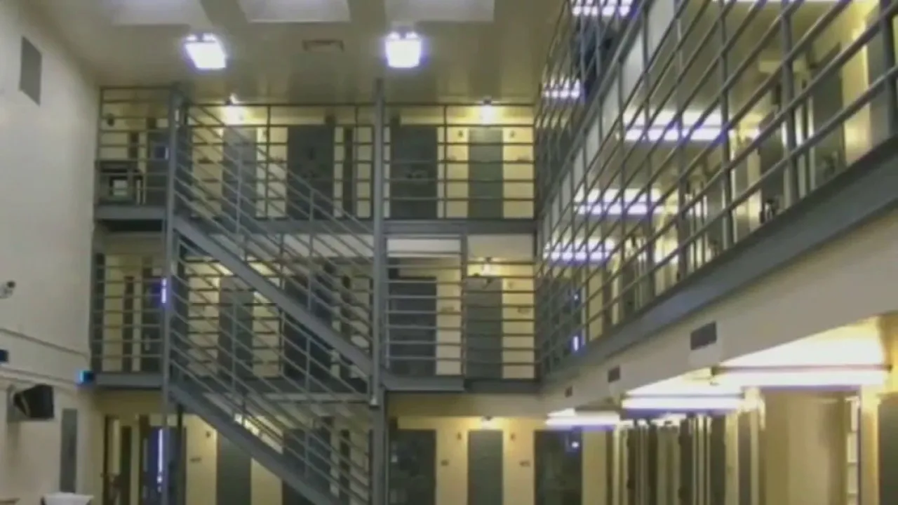 DOJ probes Washington prisons' transgender inmate policy