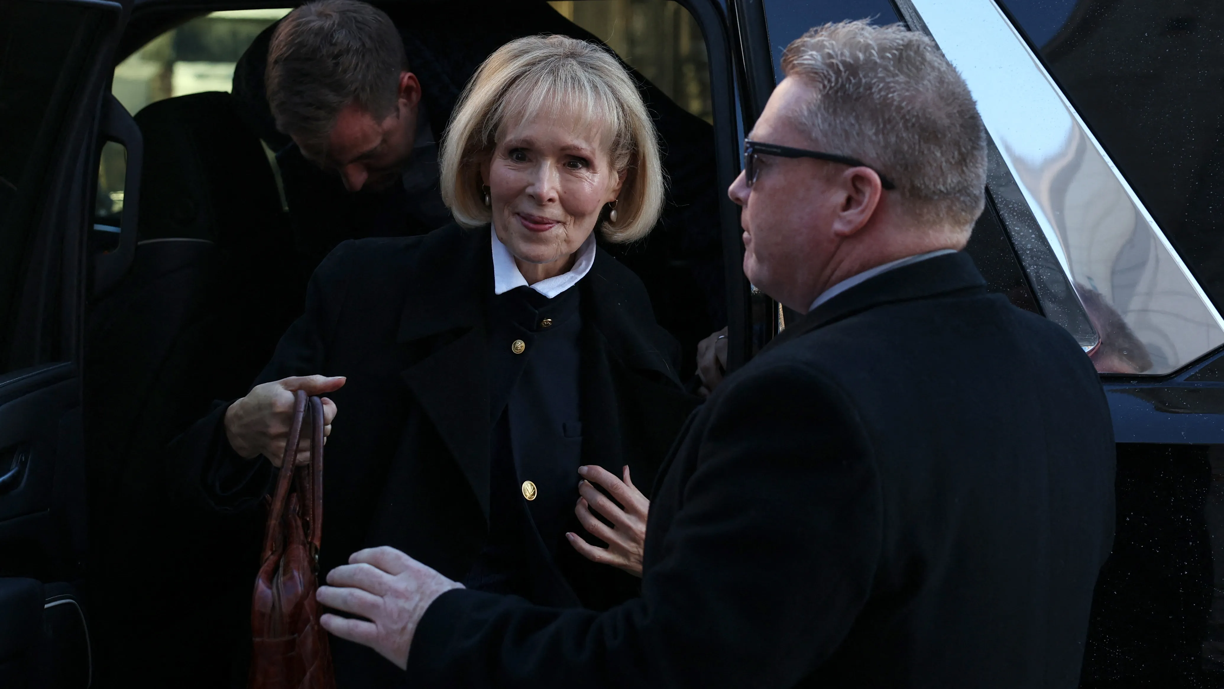 DOJ launches criminal probe of E. Jean Carroll lawsuits against Trump