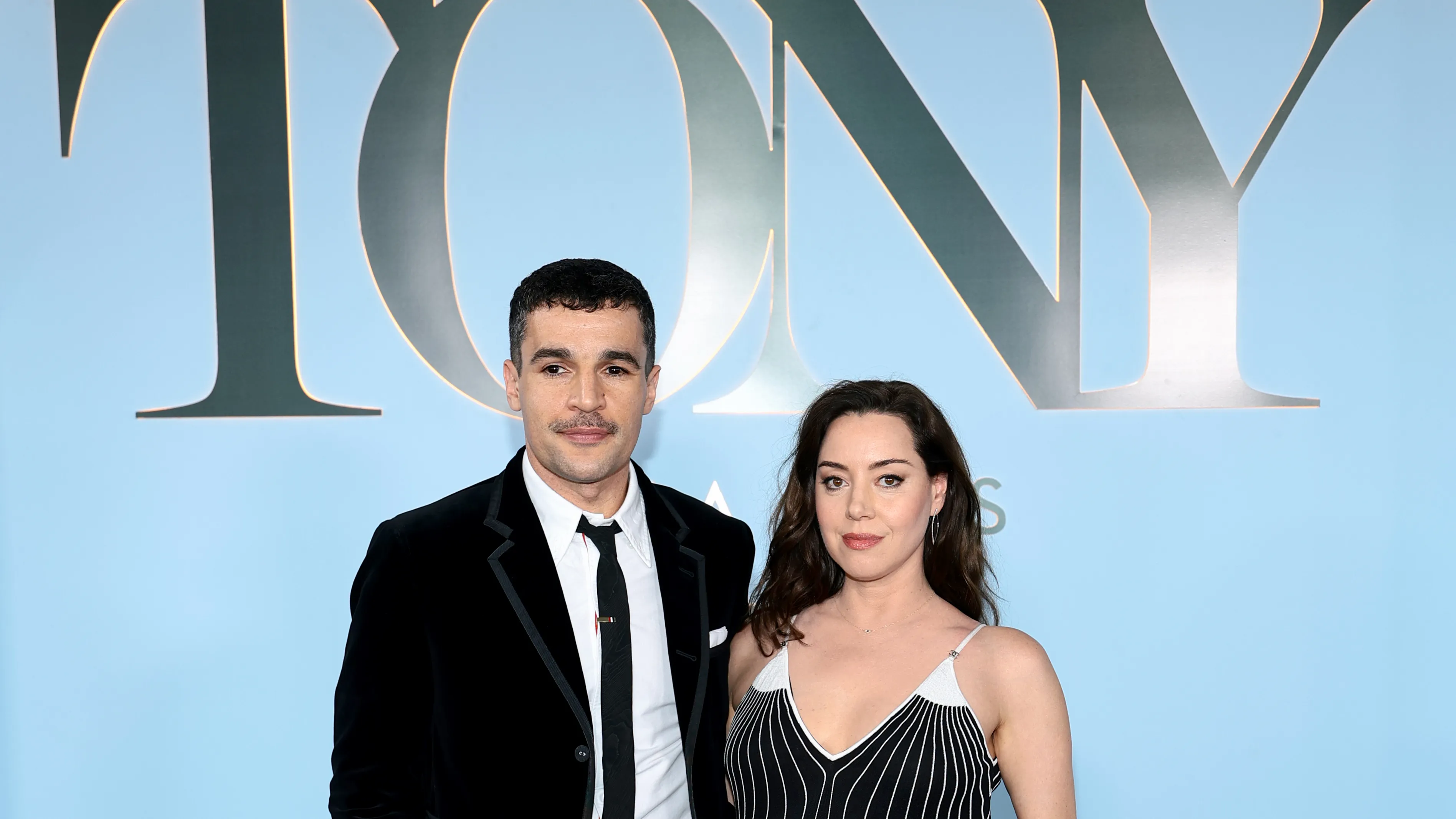 See Aubrey Plaza glow with growing baby bump at Tony Awards