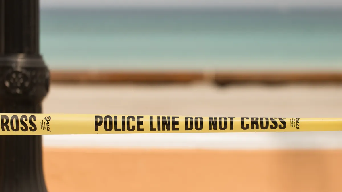 3 children dead after boat capsizes in storm on Wisconsin's Geneva Lake