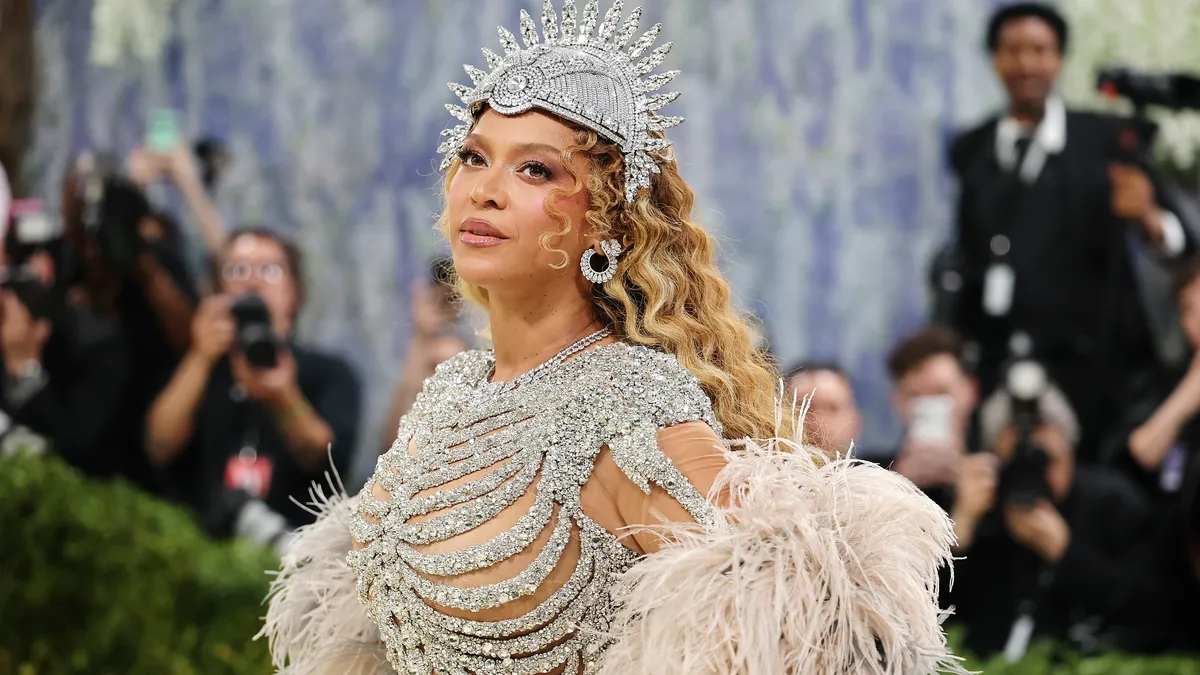 Beyoncé mengejutkan penggemar dengan single baru 'Morning Dew (Donk)'