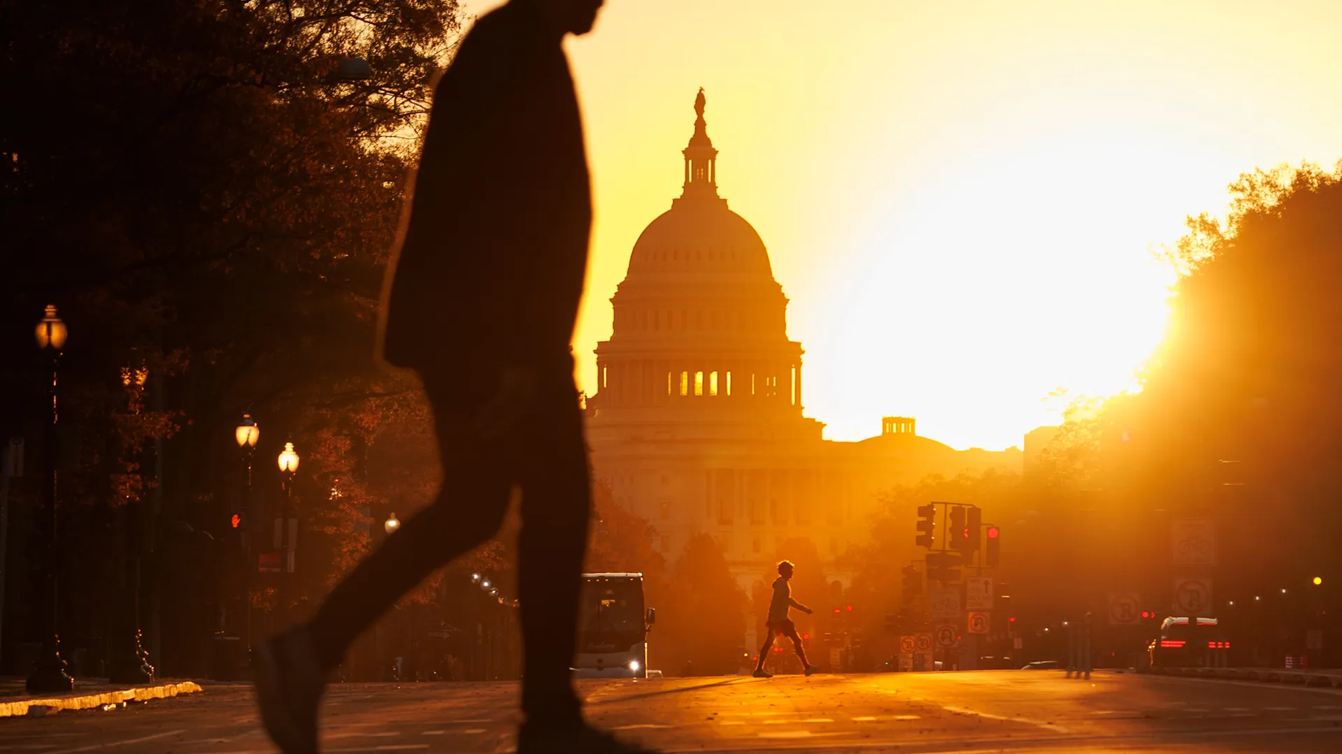 Here's what it means if daylight saving time becomes permanent
