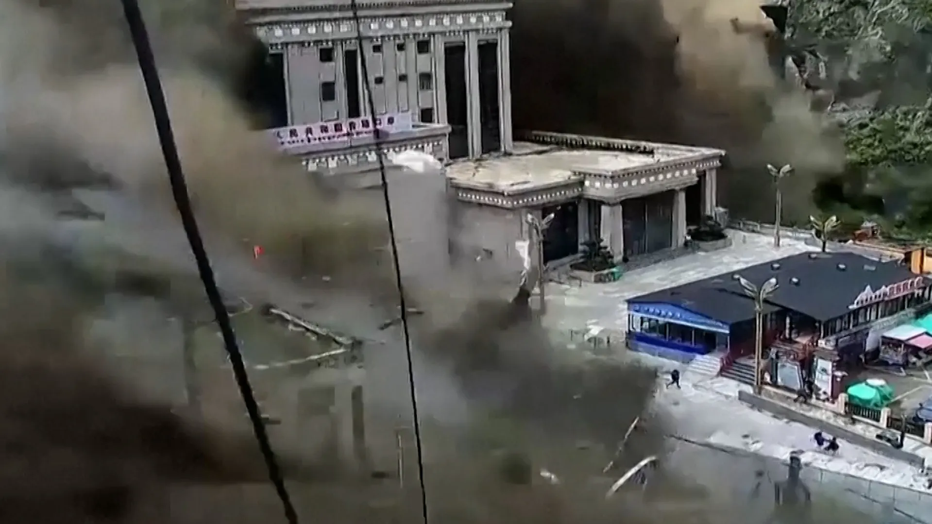 American tourists among nearly 400 missing in Nepal after flash floods