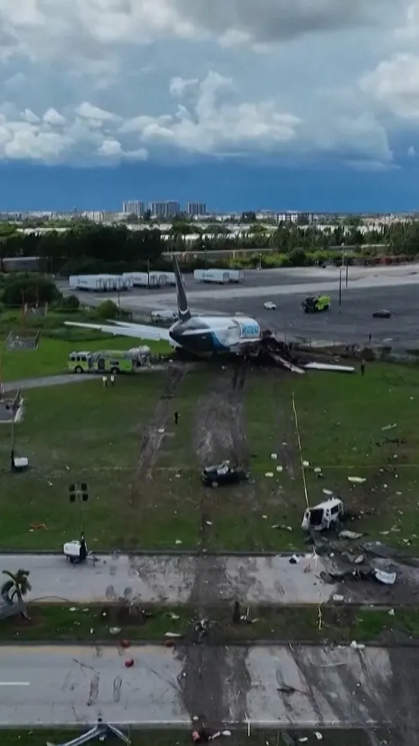 NTSB: Amazon plane pilots weren't warned about winds before crash