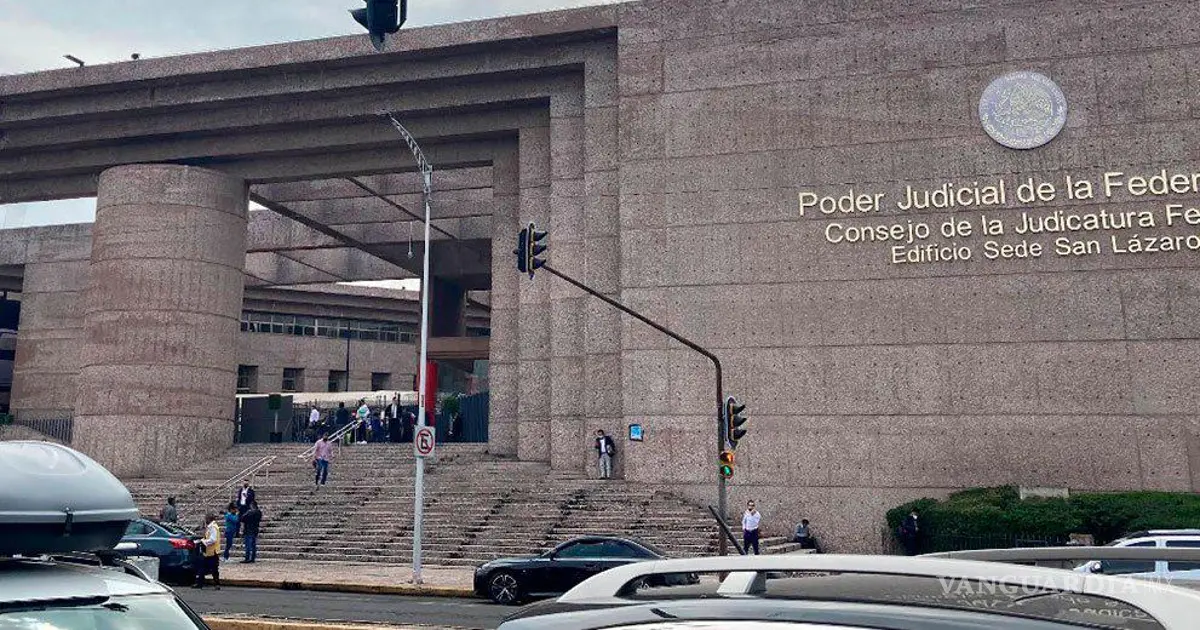Evacuan Poder Judicial de San Lázaro por presencia de presunto explosivo