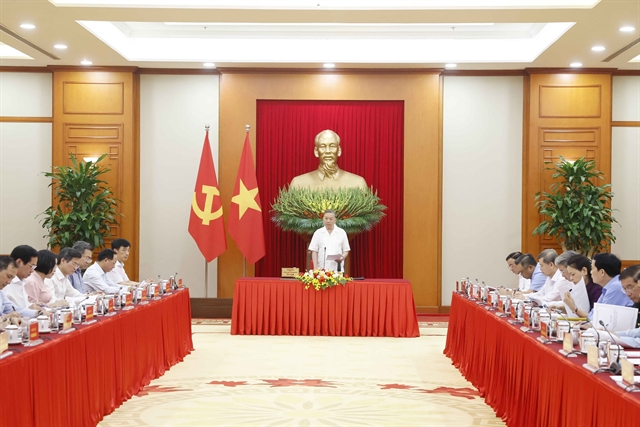 Top leader calls for reform of Party leadership methods to ensure strategic autonomy, sustainable development