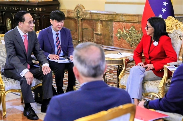 FM visits Venezuela to strengthen comprehensive partnership