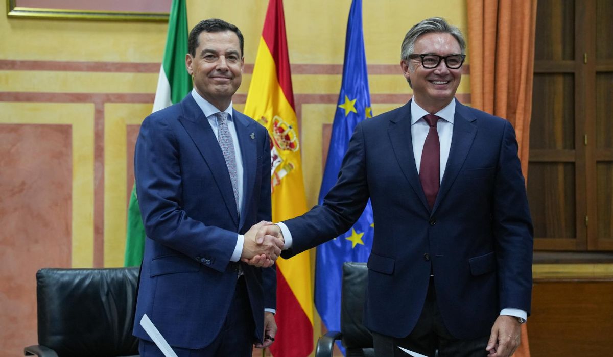 Juanma Moreno, investido presidente de la Junta de Andalucía tras alcanzar un pacto con Vox que incluye una vicepresidencia para Gavira