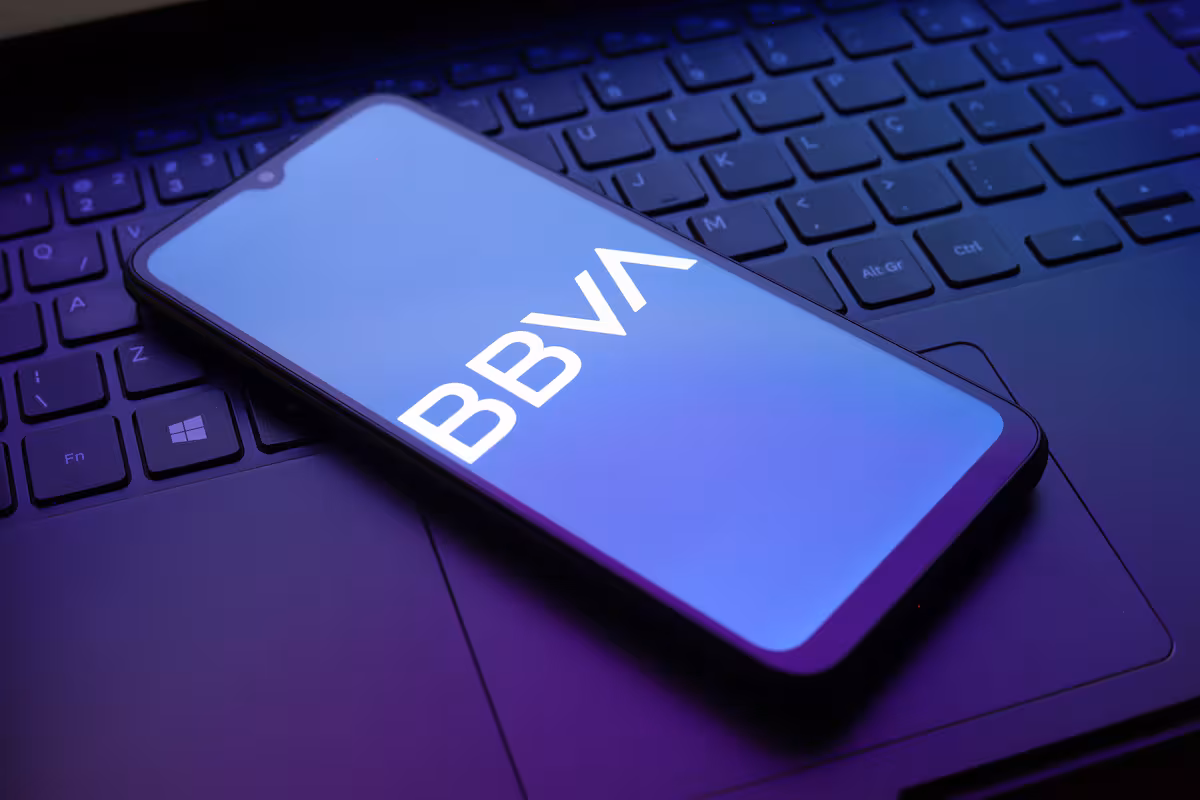 BBVA México aclara qué cuentas bancarias seguirán funcionando sin vincular línea telefónica