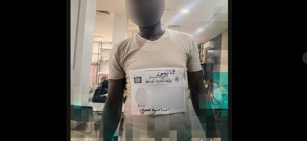 « Je suis Tunisien » : A Sfax, il affiche sa carte d’identité pour éviter les agressions