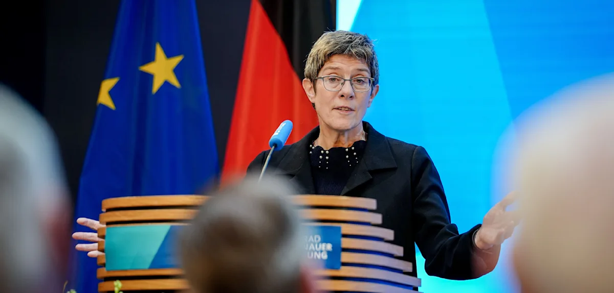 CDU wie der FC Bayern – „Es müssen Titel geholt werden“, sagt Kramp-Karrenbauer